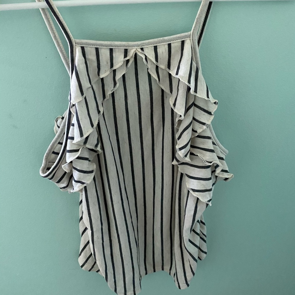 cute top!